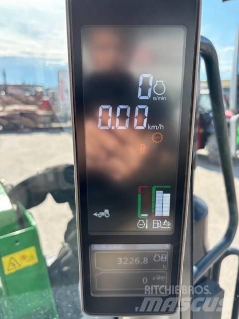 John Deere 6120 M Traktoren