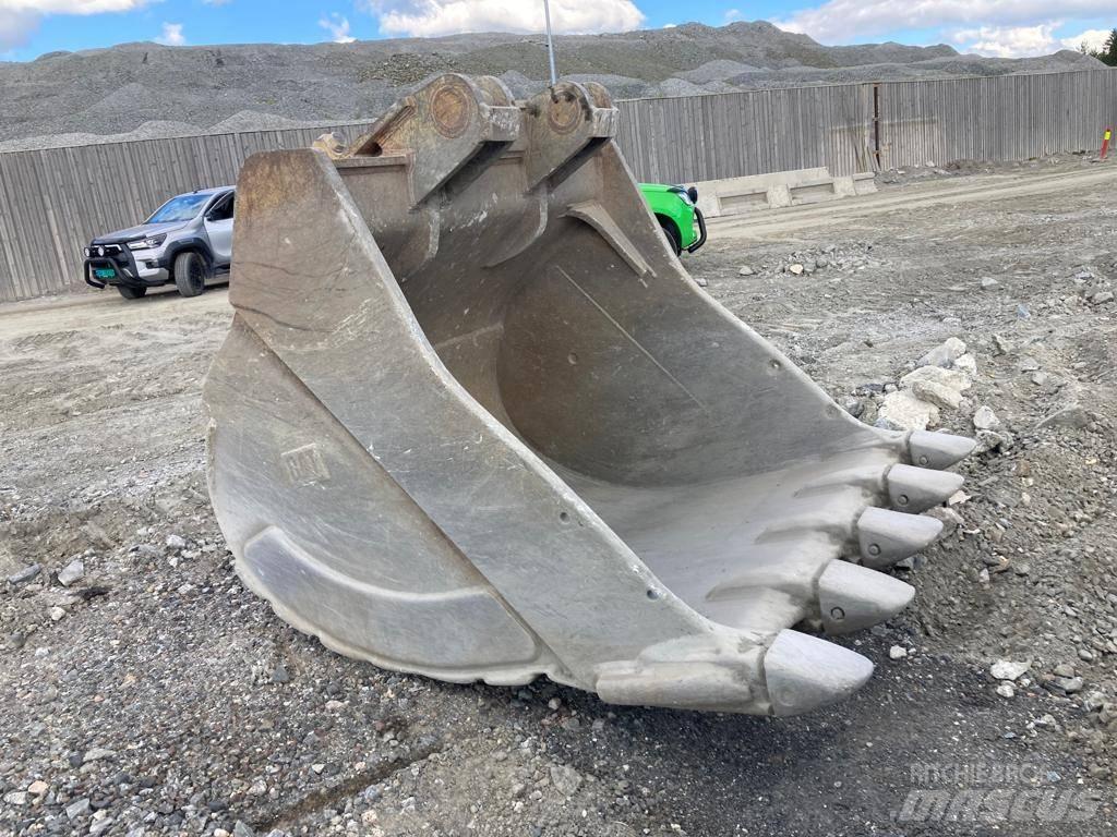 CAT 365 C L UHD/33M Abrissbagger