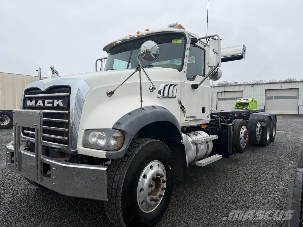 Mack Granite Müllwagen