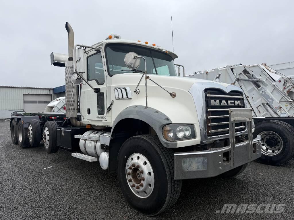 Mack Granite Müllwagen
