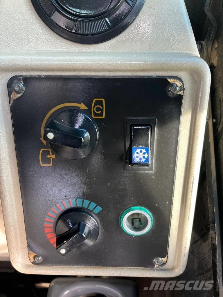 JCB JS 160 W Mobilbagger