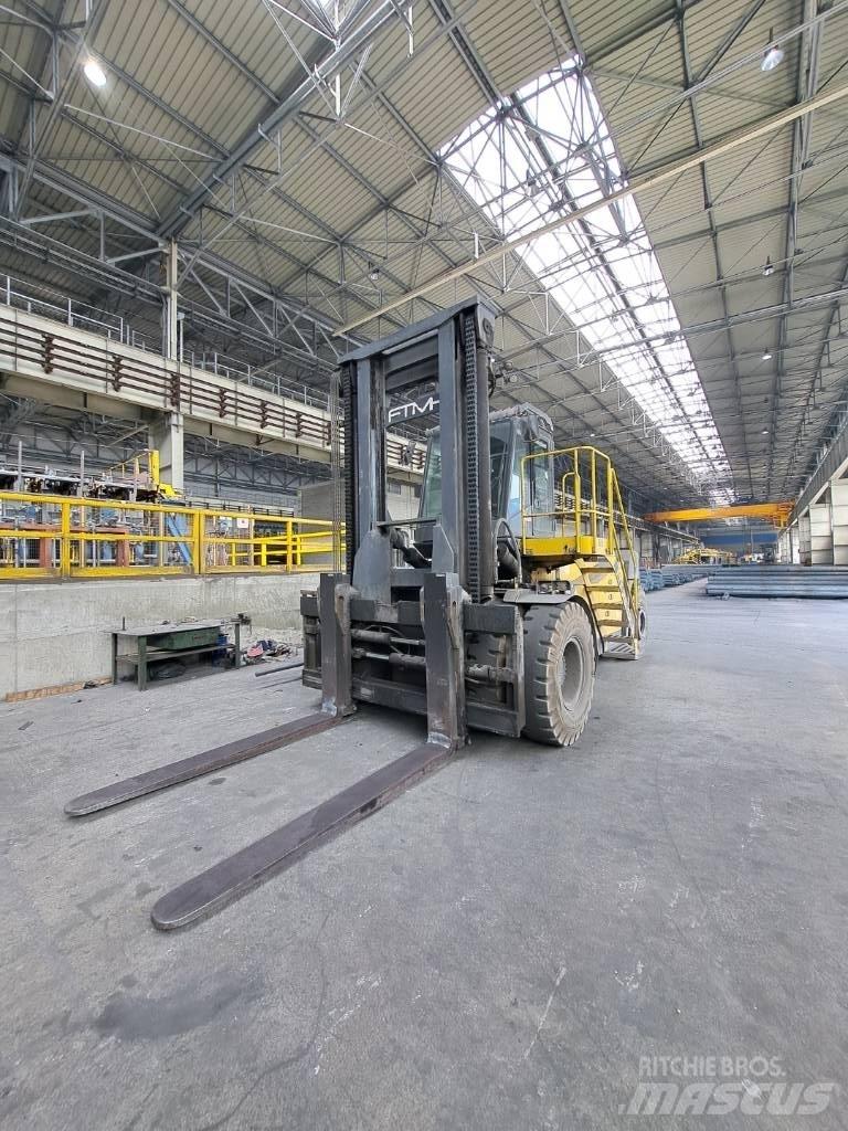 FTMH FT26-12 Diesel Stapler