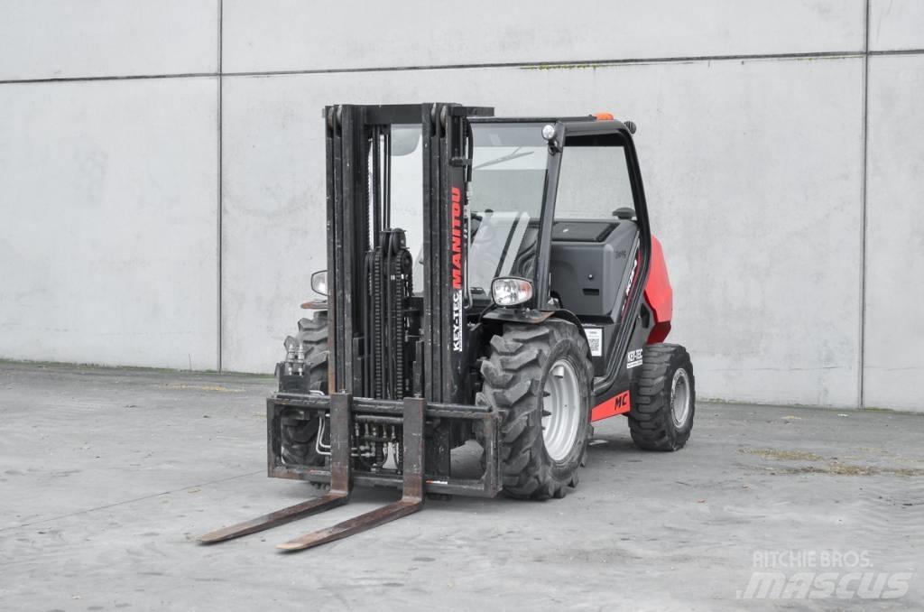 Manitou MC 25-4 D Diesel Stapler