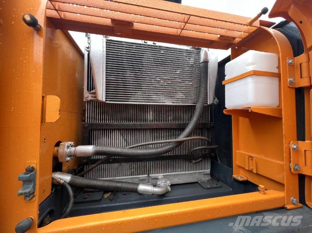 Hyundai 220 LC-9S Raupenbagger
