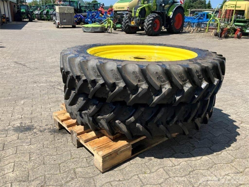 BKT 320/90R42 Reifen