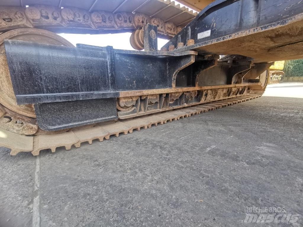 CAT 352 Raupenbagger