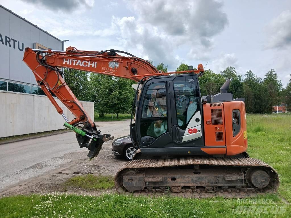 Hitachi ZX 135 US-6 Raupenbagger