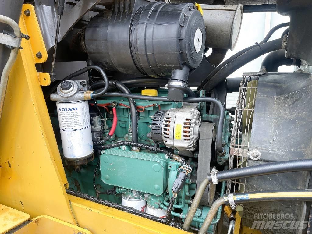 Volvo BL71 Baggerlader