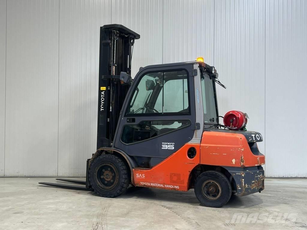 Toyota 02-8FGJF35 Gas Stapler