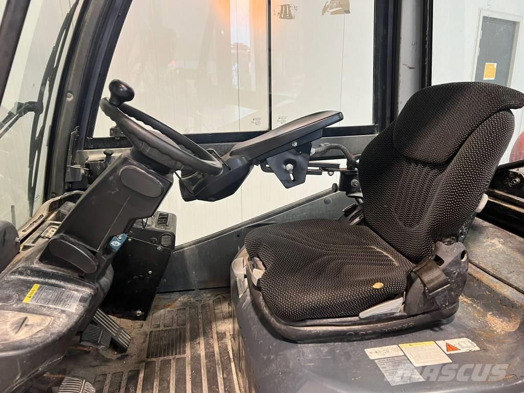 Toyota 02-8FGJF35 Gas Stapler