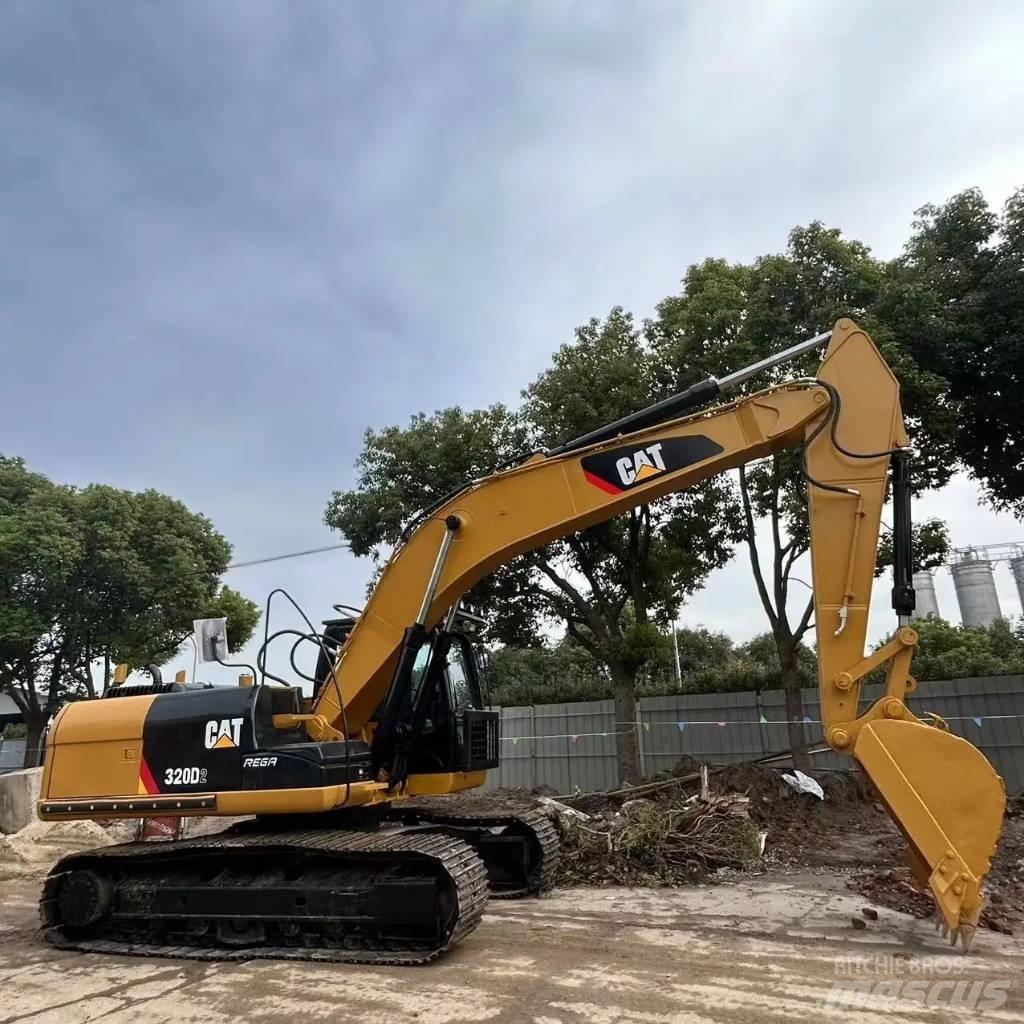 CAT 320 D2 Raupenbagger