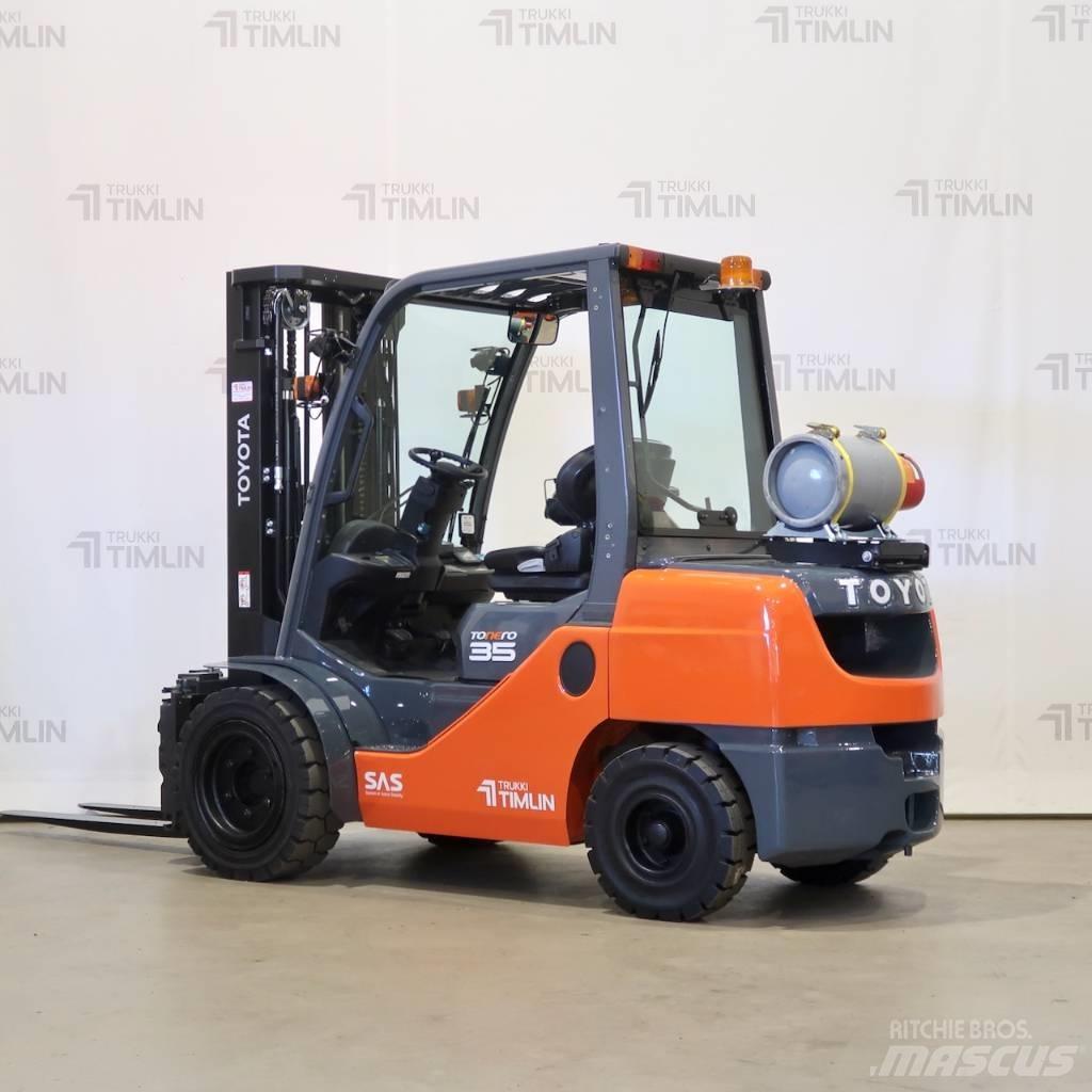 Toyota 02-8FGJF35 Gas Stapler