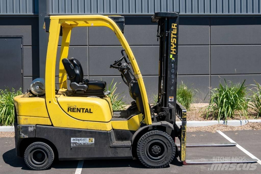 Hyster H2.5CT Gas Stapler