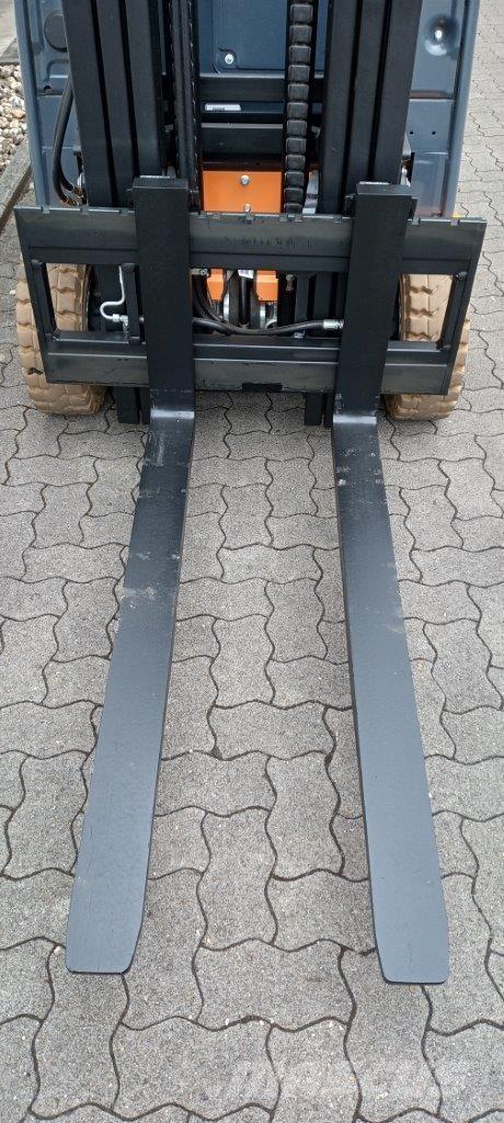 Toyota 8FBM16T Elektro Stapler