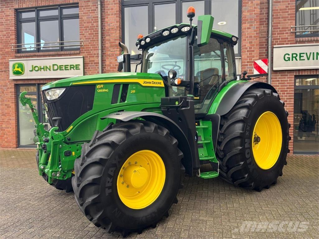 John Deere 6R215 Traktoren