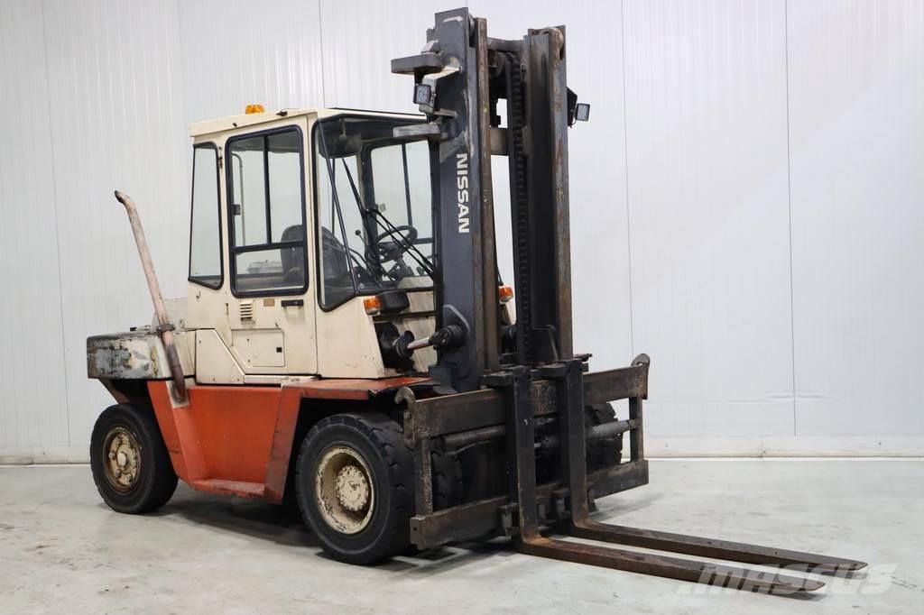 Nissan VF05H70U Diesel Stapler