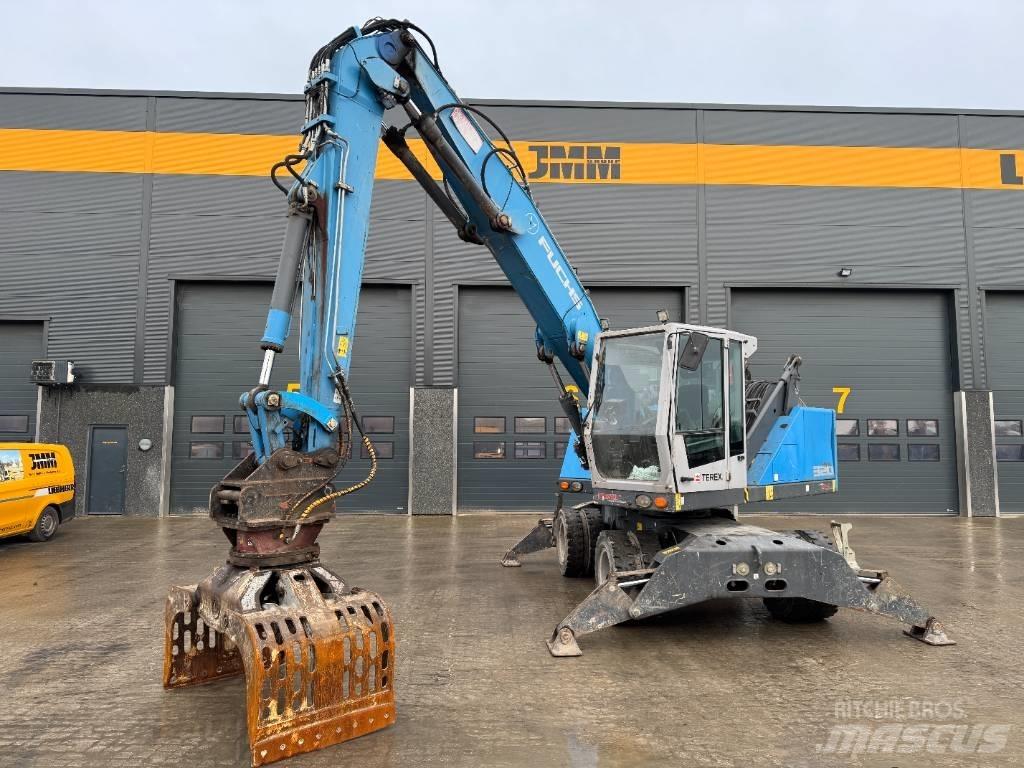 Fuchs MHL 320 Materialumschlag
