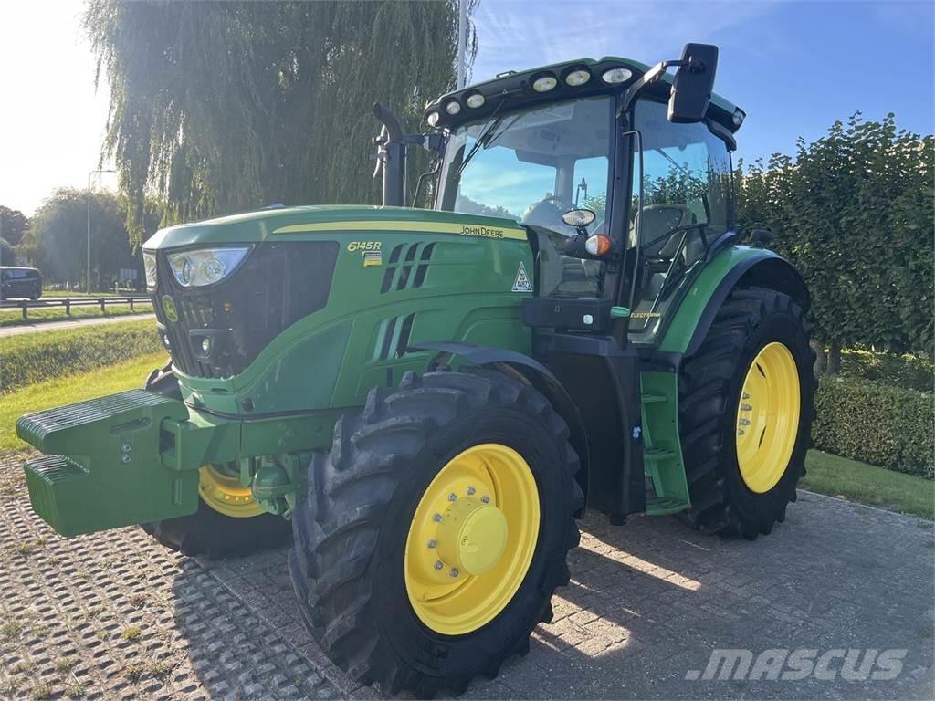 John Deere 6145R Traktoren