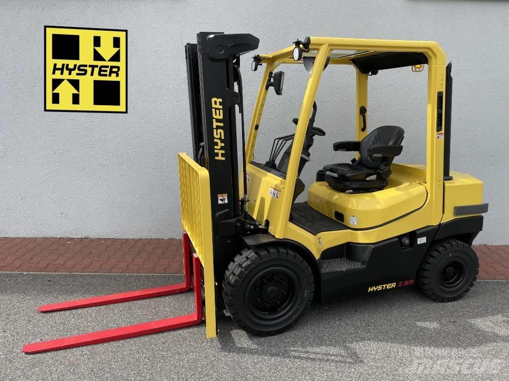 Hyster H2.5A6 Diesel Stapler