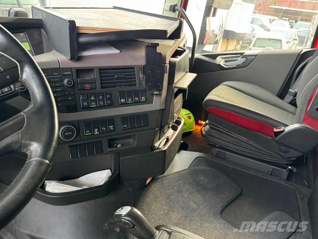 Volvo FH 13 Holztransportanhänger