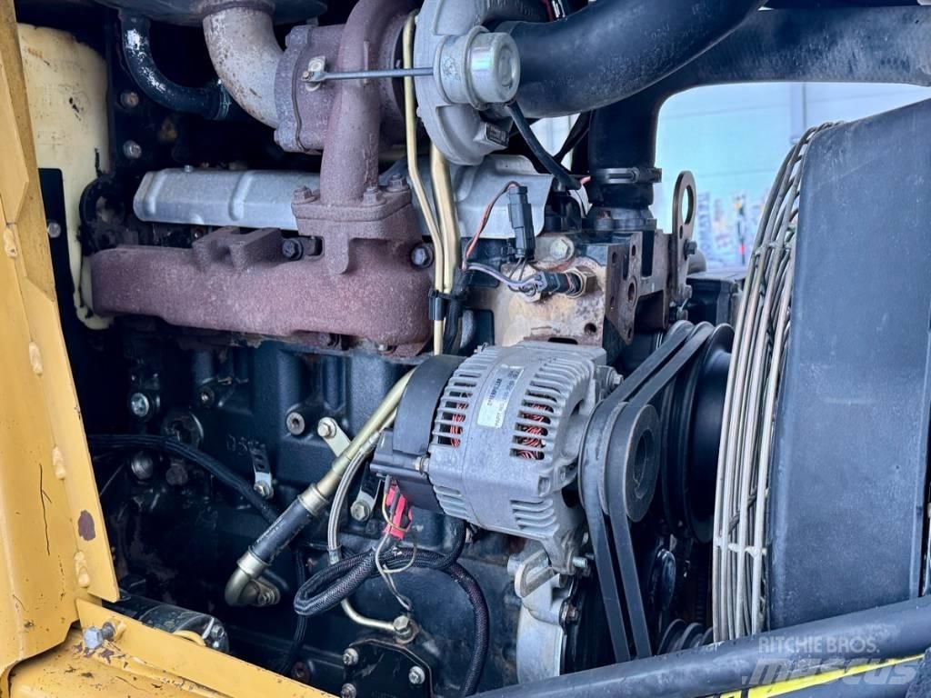 CAT 432 D Baggerlader