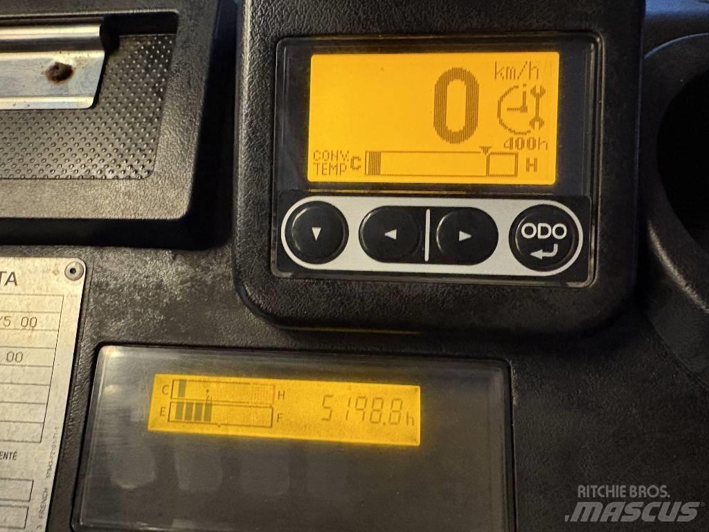 Toyota 02-8 FDF 25 Diesel Stapler