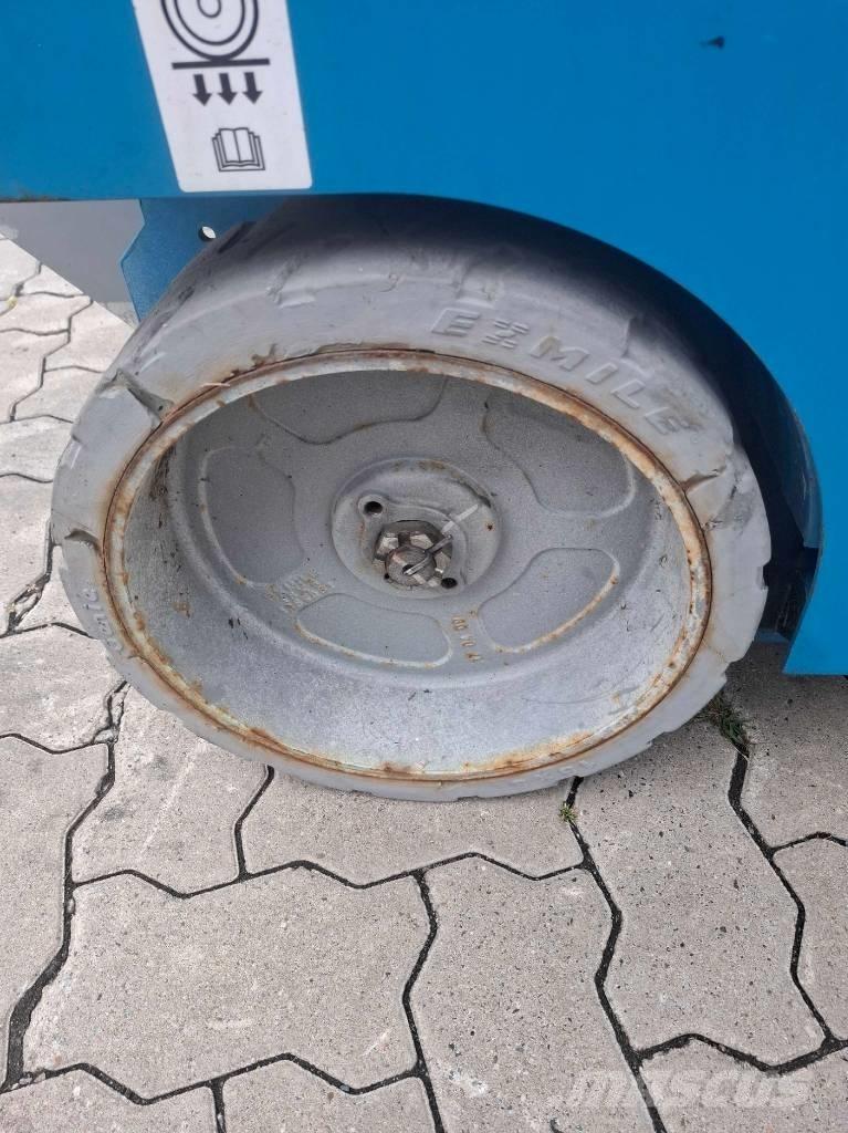 Genie GS 4047 Scheren-Arbeitsbühnen