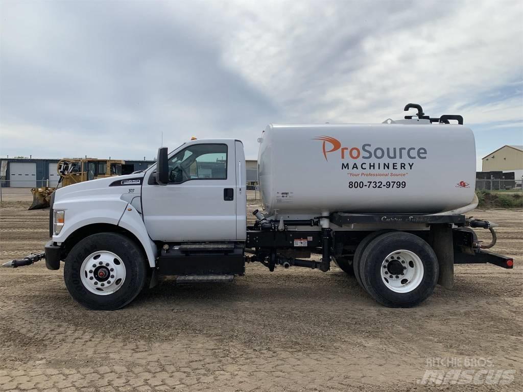 Ford F 650 XL SD Wassertanker