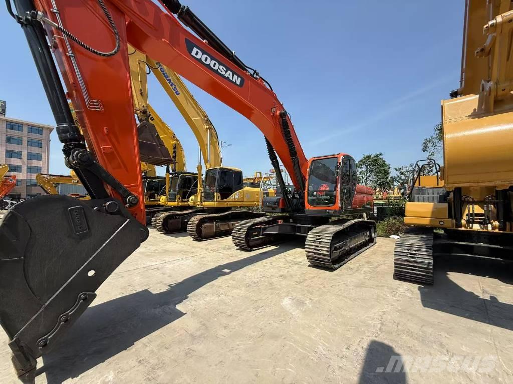 Doosan DX 340 Raupenbagger