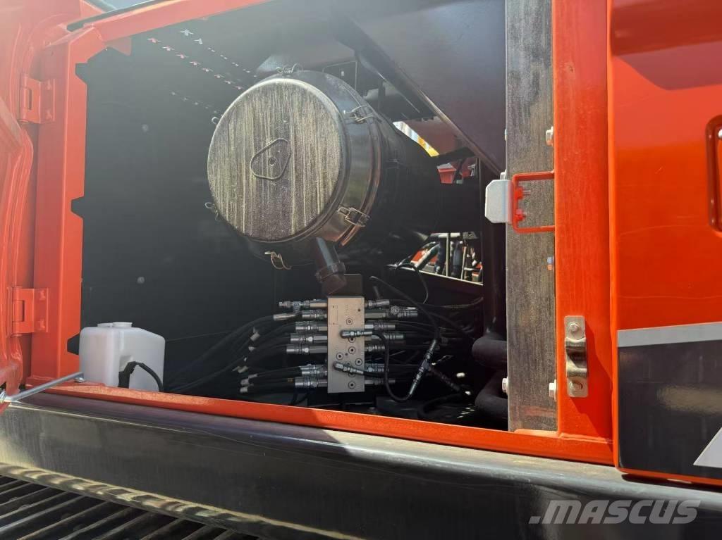 Doosan DX 340 Raupenbagger