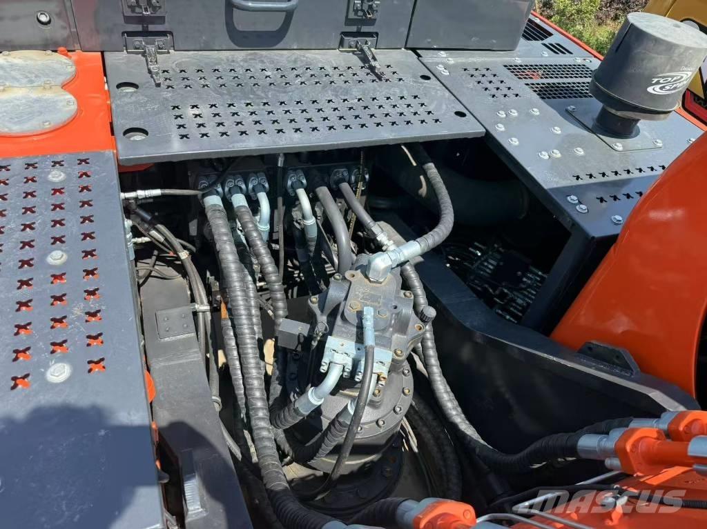 Doosan DX 340 Raupenbagger