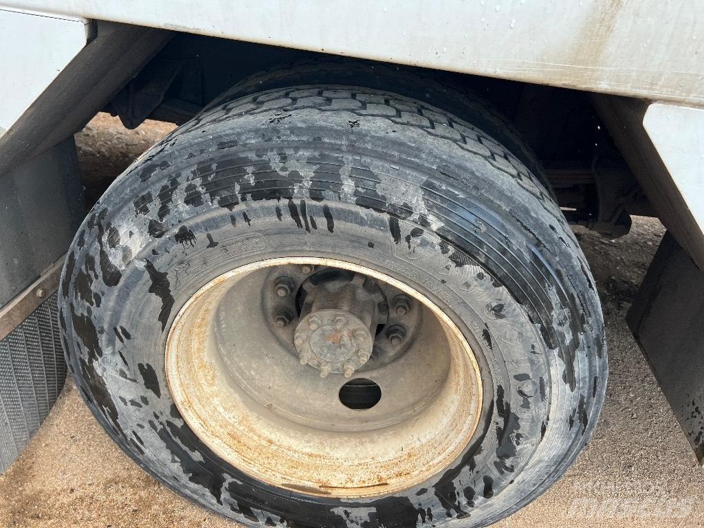 Ford F 750 XL Kommunal-Sonderfahrzeuge