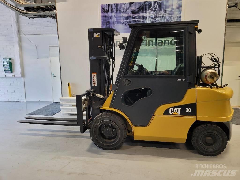CAT GP 30 N Gas Stapler