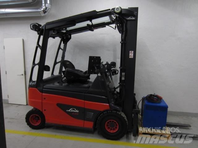Linde E25R Elektro Stapler