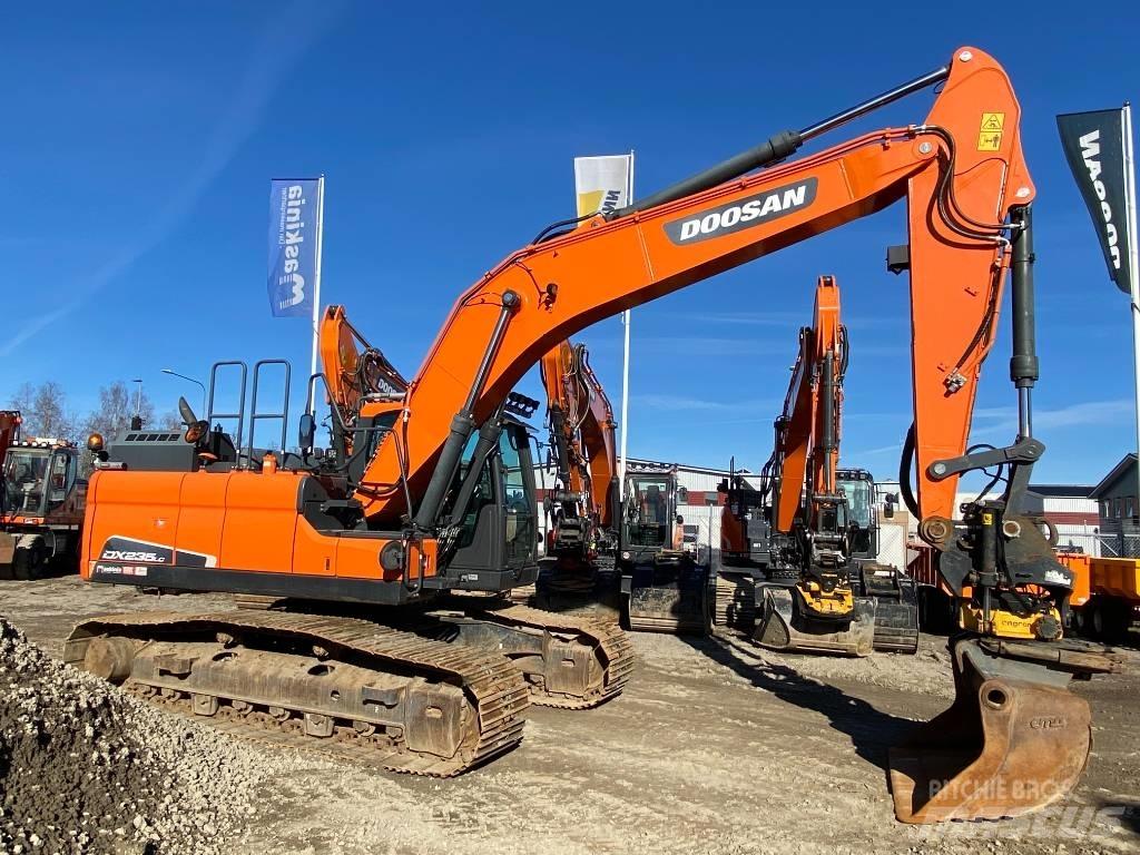 Doosan DX 235 LC-5 Raupenbagger