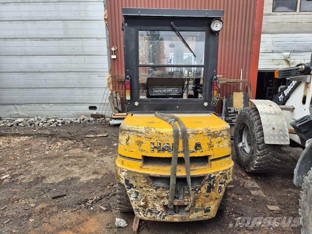 Halla HDF 30 Diesel Stapler