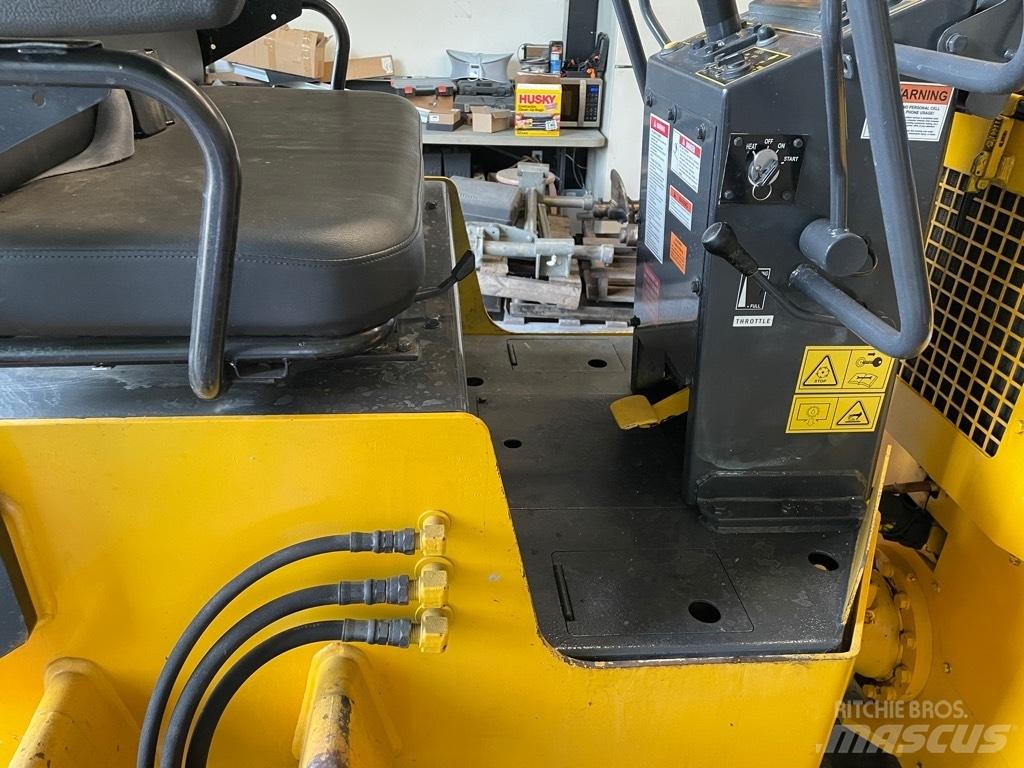 Sakai SW 320-1 Tandemwalzen