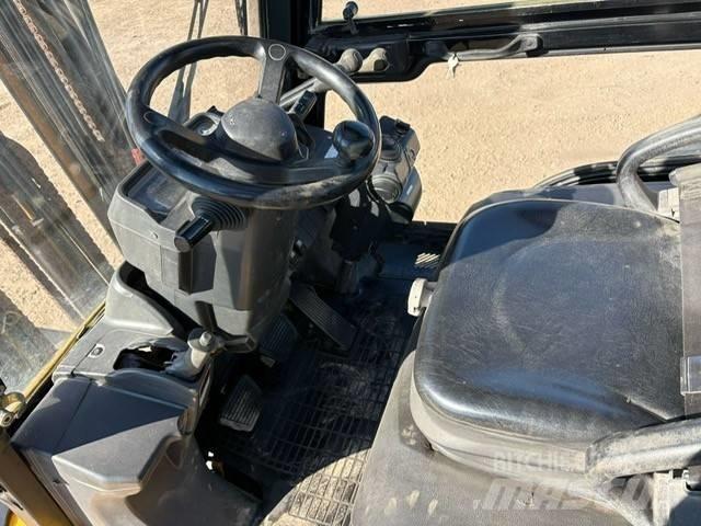 CAT DP 25 NT Diesel Stapler