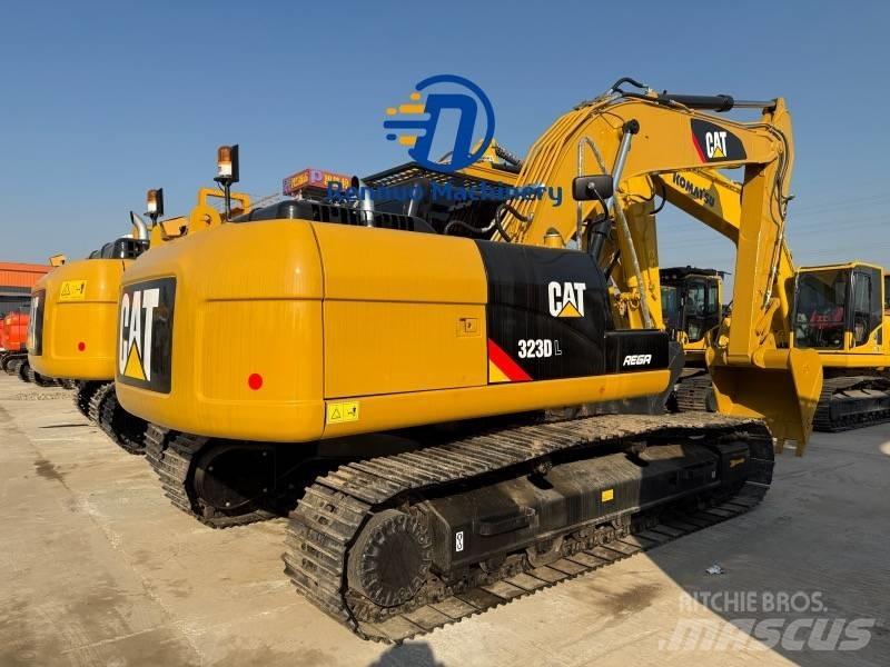 CAT 323D/323/323DL Raupenbagger