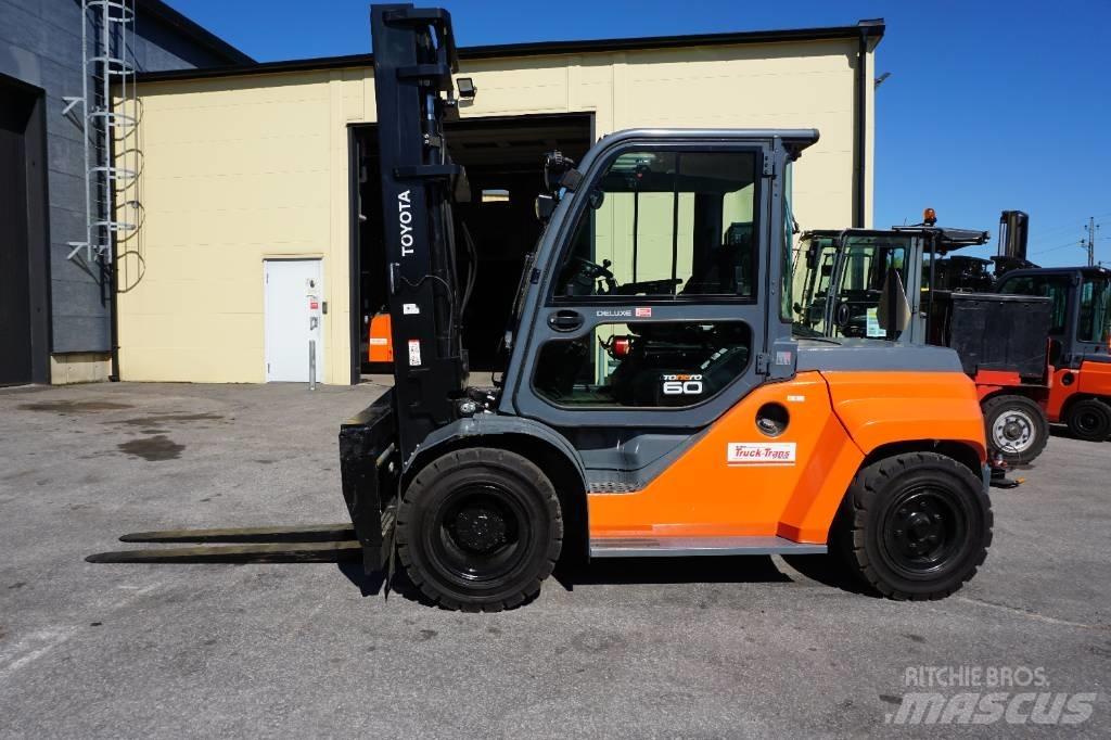 Toyota 40-8FD60N Diesel Stapler