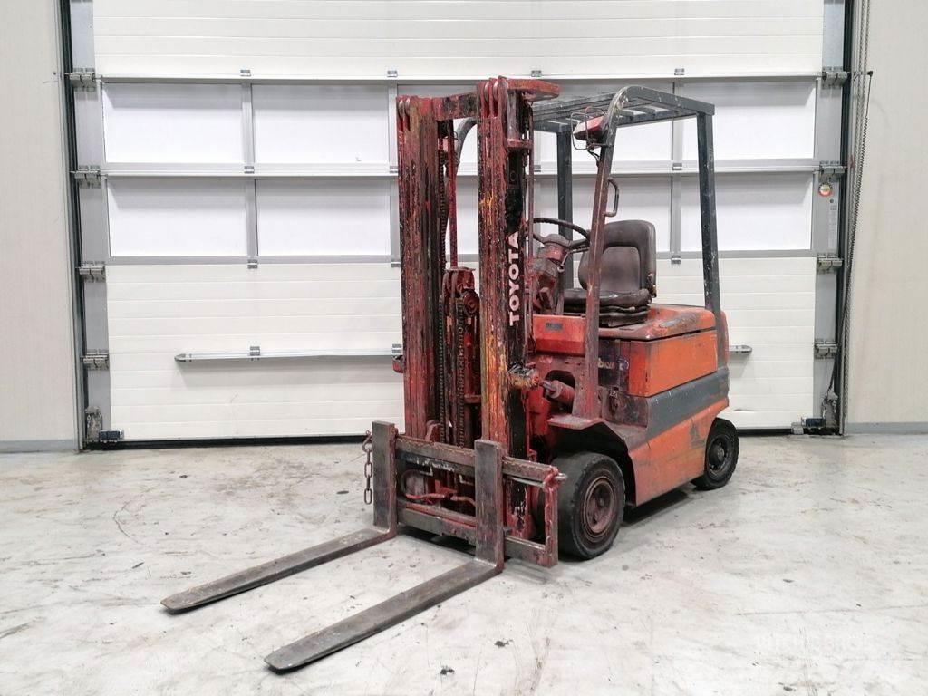 Toyota FBMF16 Elektro Stapler