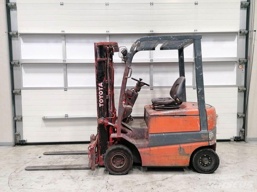 Toyota FBMF16 Elektro Stapler