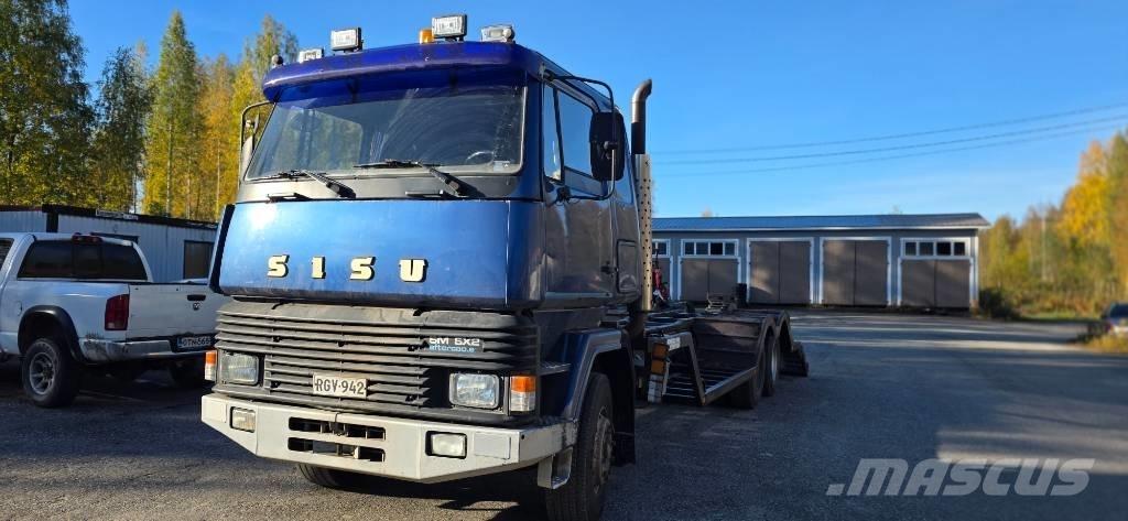 Sisu SM 300 Forsttransportfahrzeuge