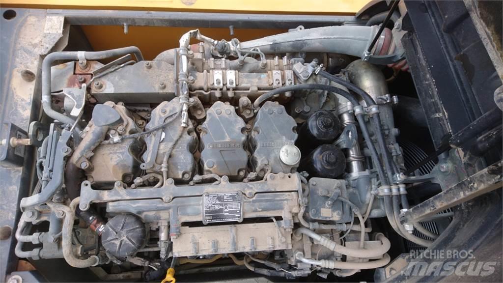 Liebherr R924LC Raupenbagger