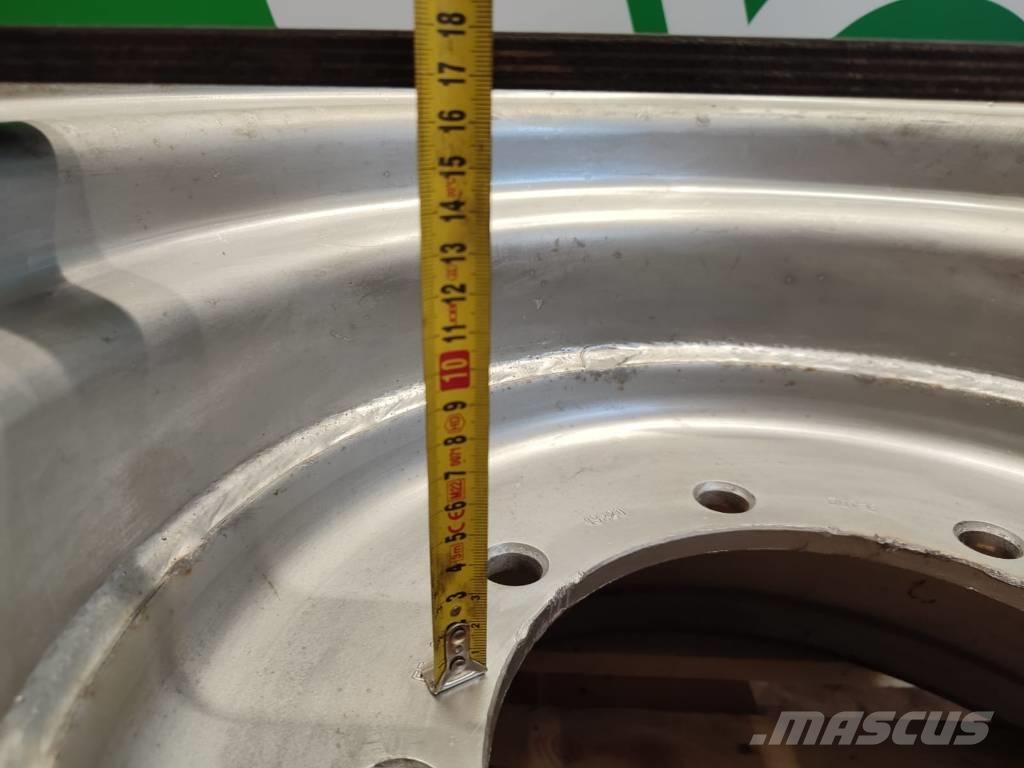 Merlo P 13x20 rim Reifen