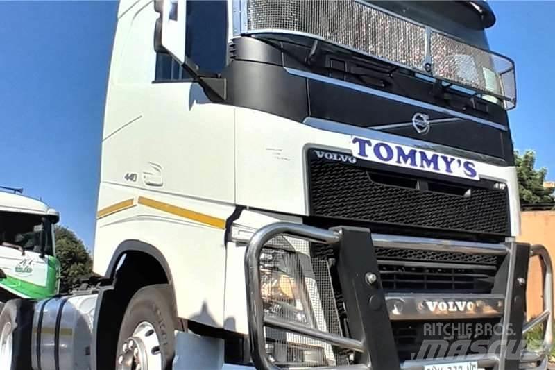 Volvo FH440 6X4 Andere Fahrzeuge