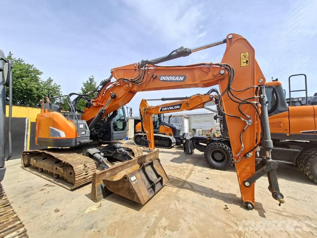 Doosan DX 235 LCR-5 Raupenbagger