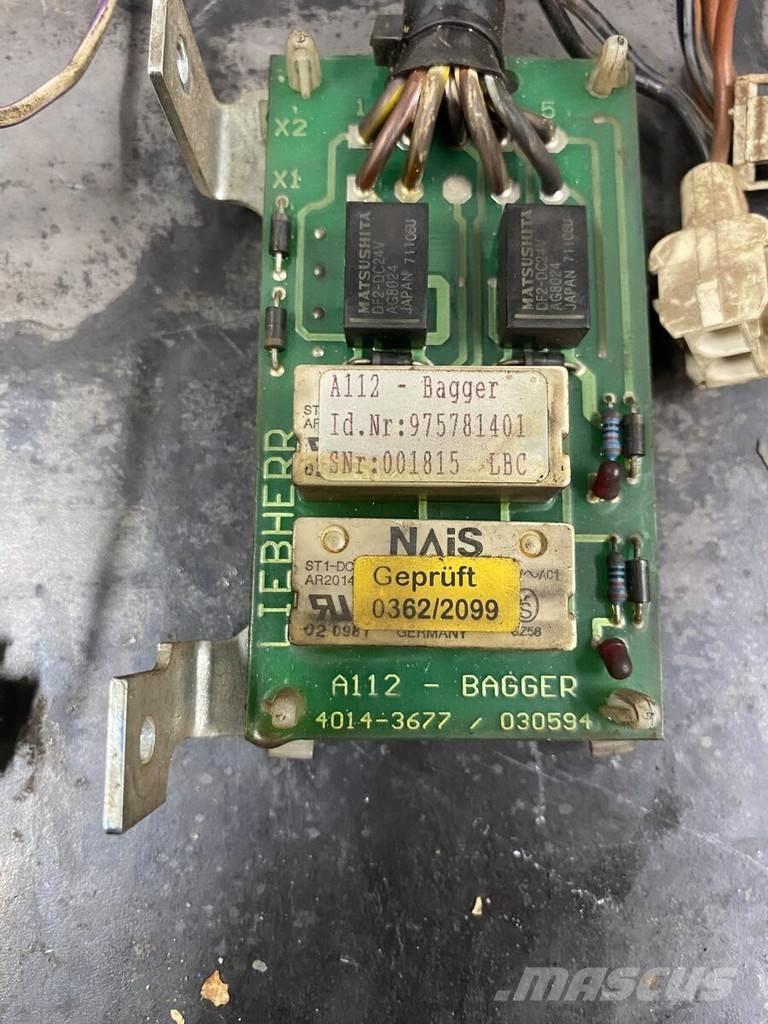 Liebherr E board Transport Sonstige