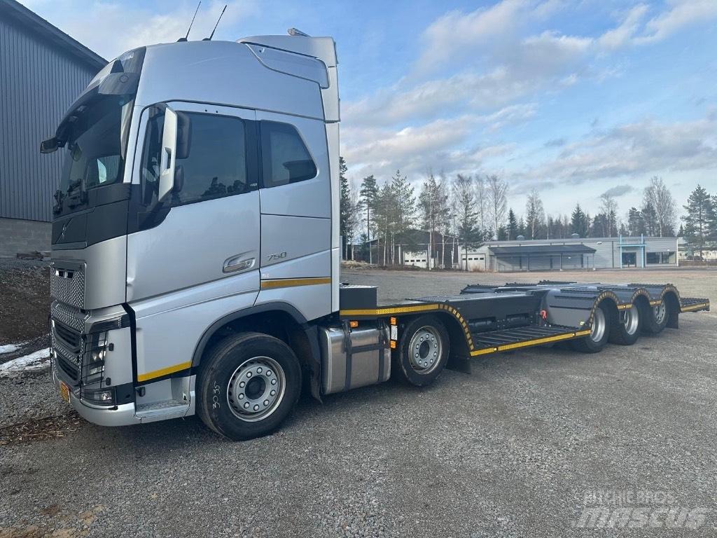 Volvo FH16 750 Forsttransportfahrzeuge
