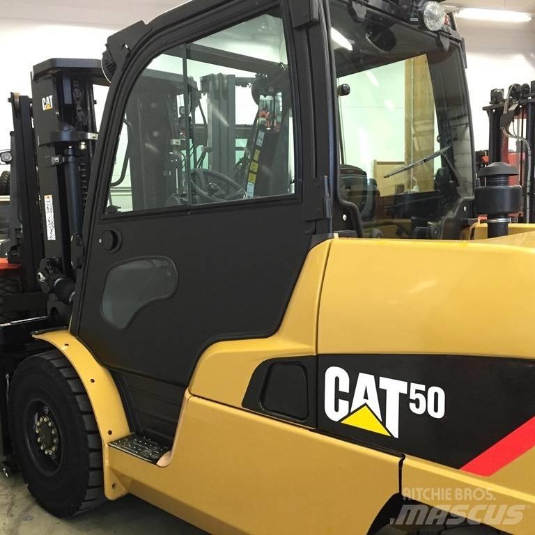 CAT DP 50 N Diesel Stapler